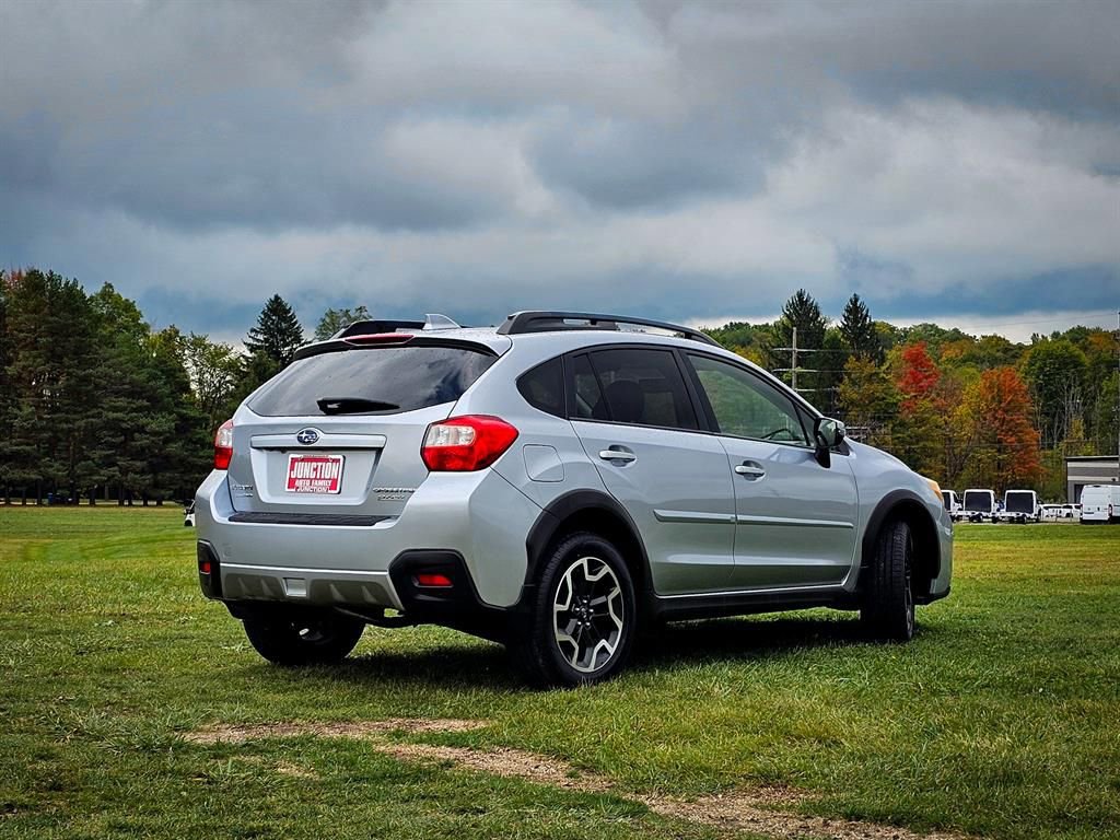 Used 2017 Subaru Crosstrek 2.0i Limited w/ Popular Package #2 image 4