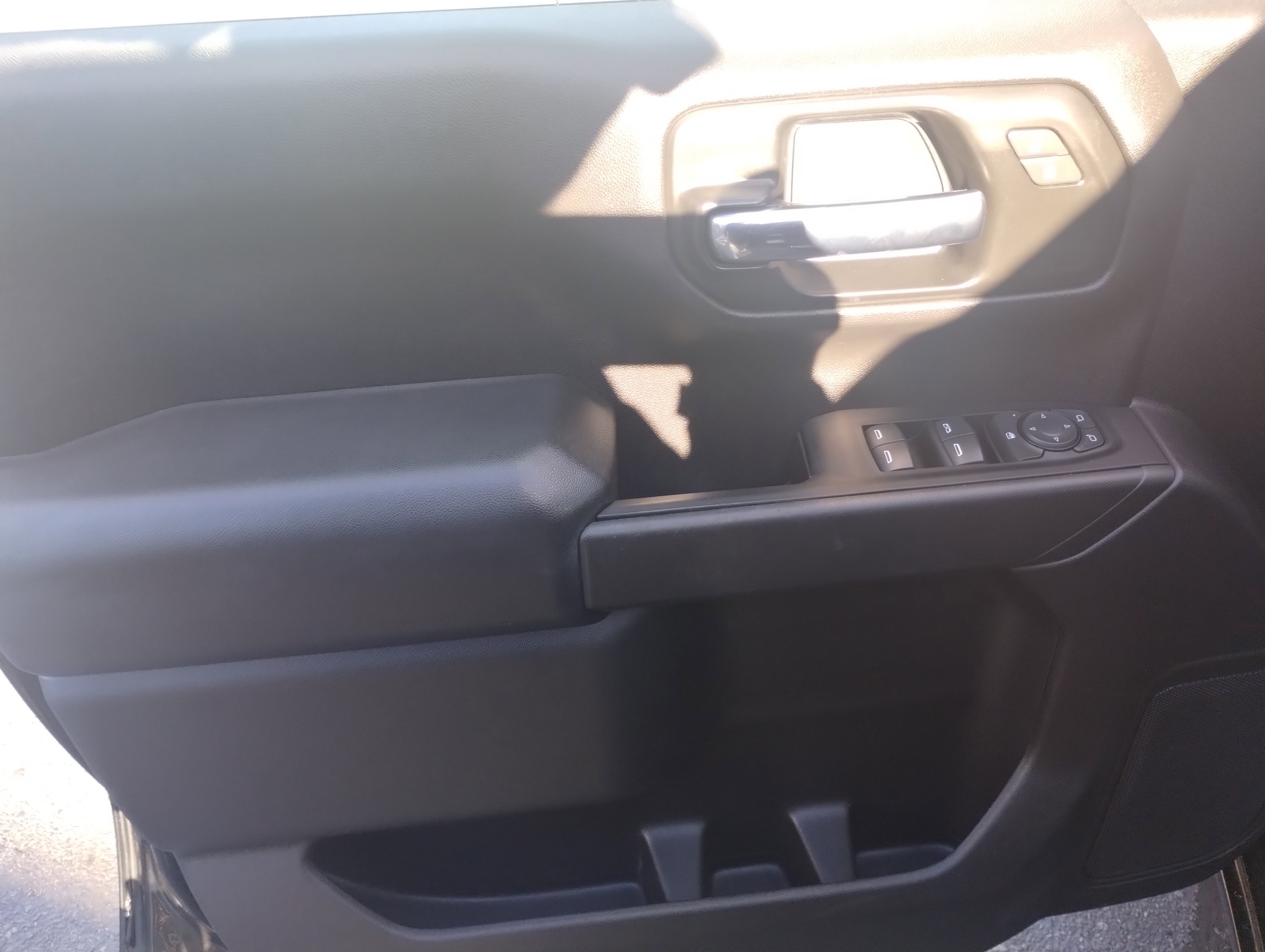 Used 2022 Chevrolet Silverado 1500 Custom Trail Boss image 10