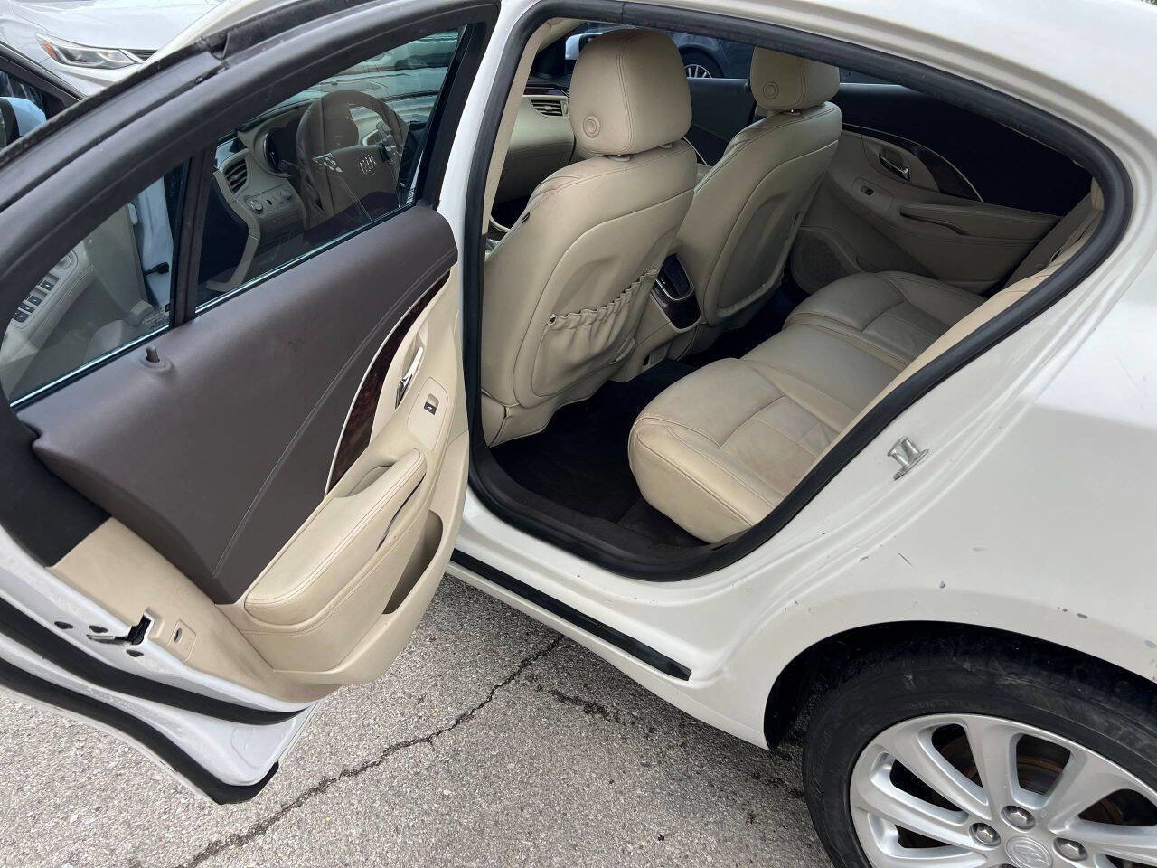 Used 2015 Buick LaCrosse Leather w/ Experience Buick Package FWD image 16