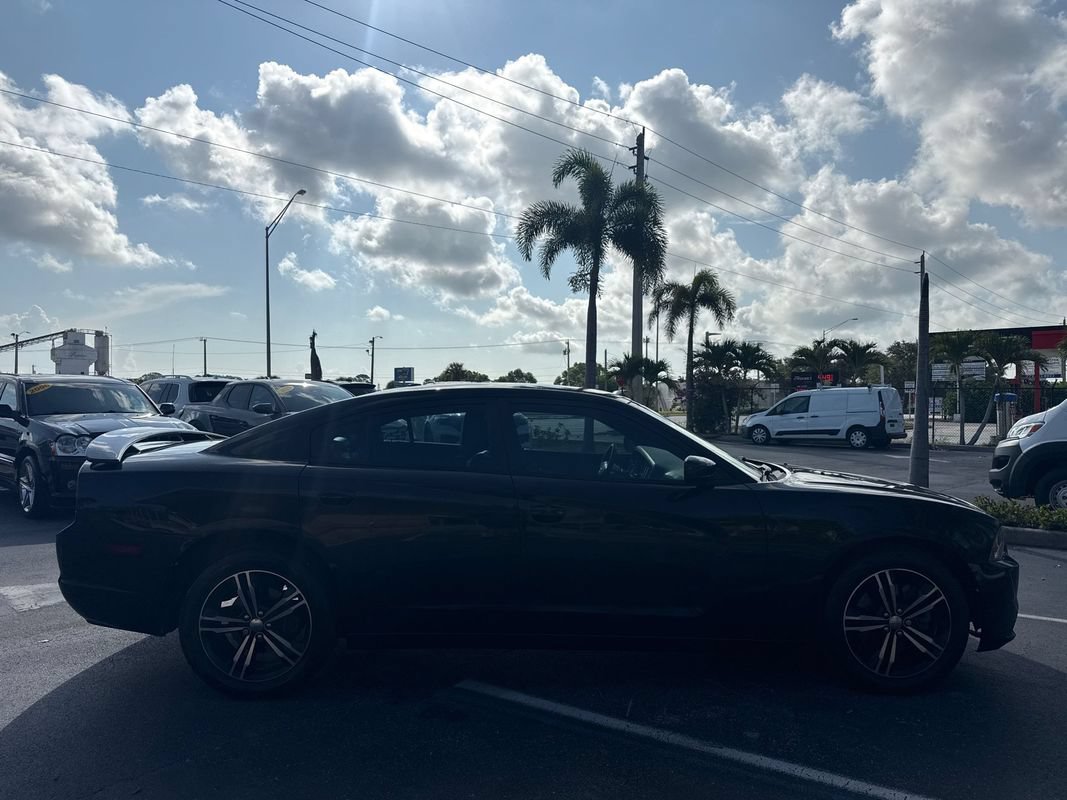 Used 2014 Dodge Charger SXT Plus AWD/4WD image 6