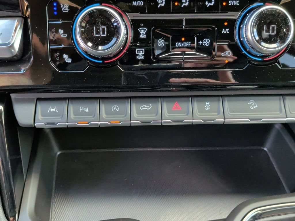 New 2026 GMC Sierra 1500 AT4 w/ AT4 Premium Package AWD/4WD image 31