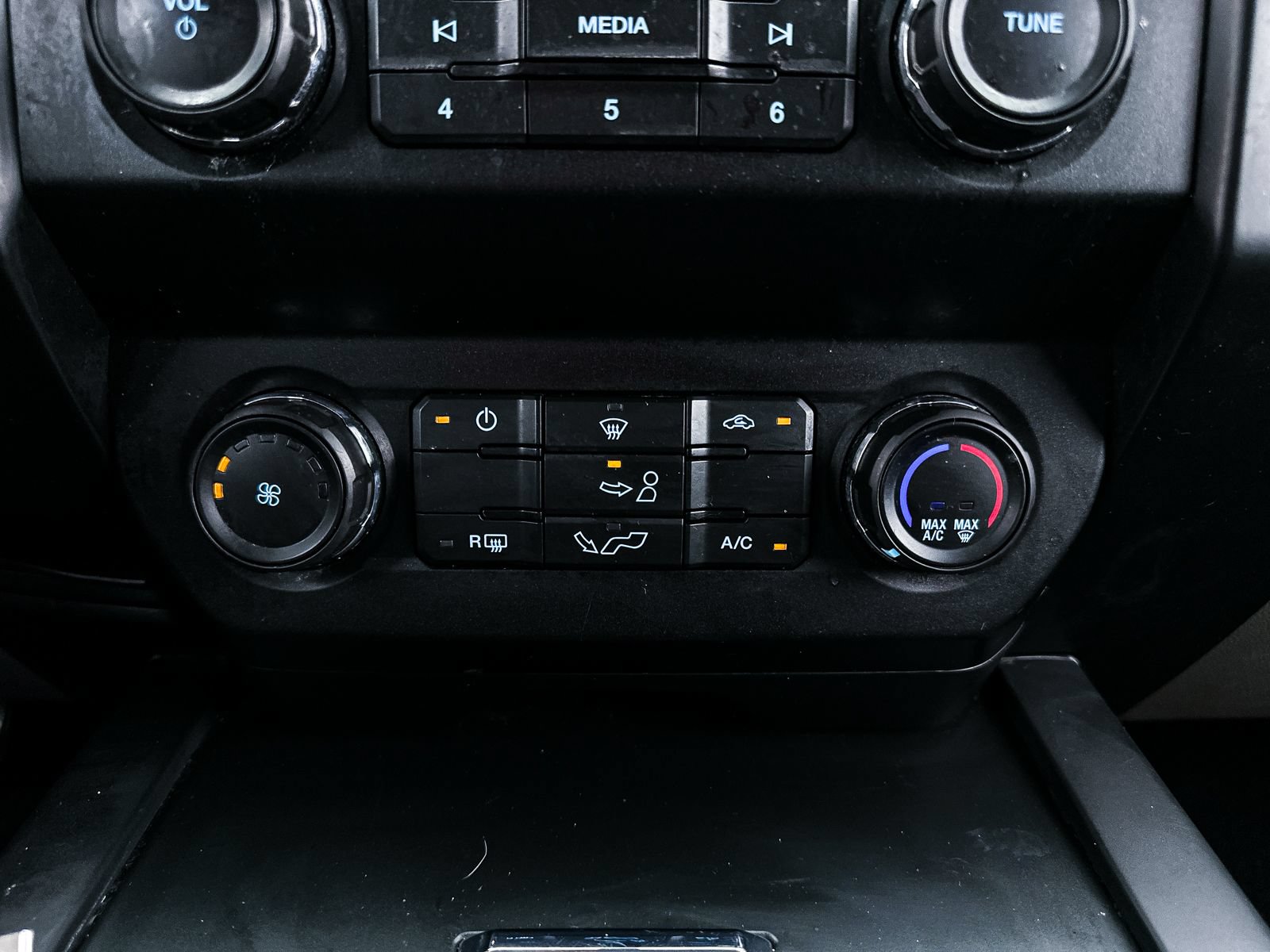 Used 2020 Ford F150 XL w/ Equipment Group 101A Mid AWD/4WD image 17
