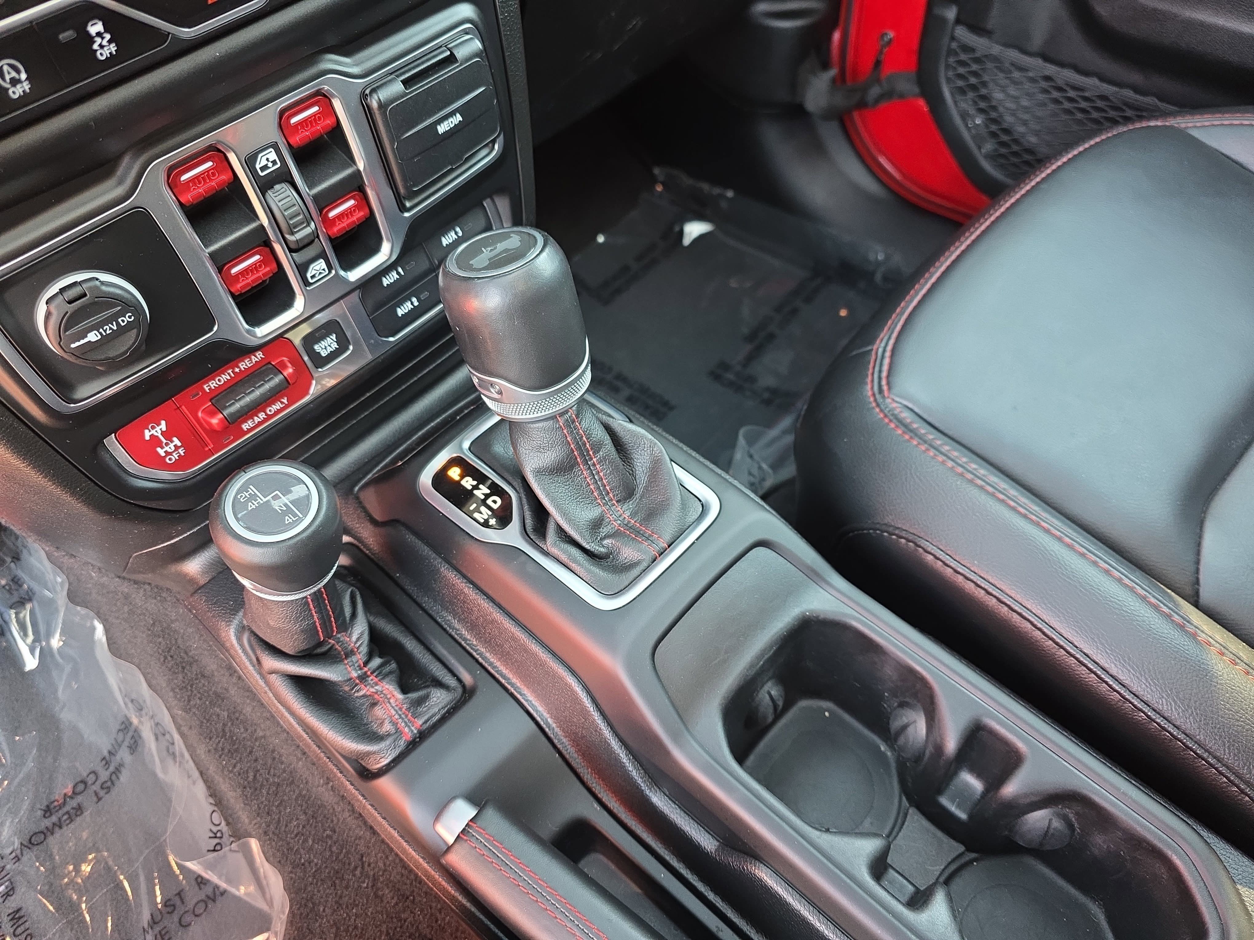 Used 2020 Jeep Wrangler Unlimited Rubicon AWD/4WD image 21