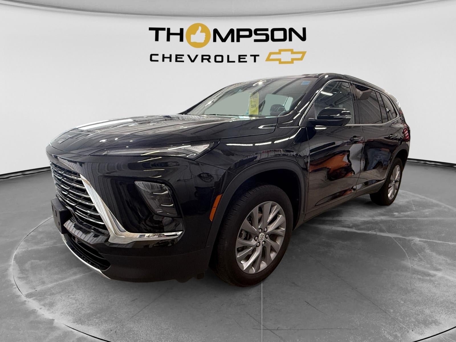 Used 2025 Buick Enclave Preferred AWD/4WD image 1