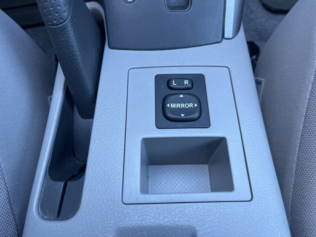 Used 2008 Toyota RAV4 4WD image 21