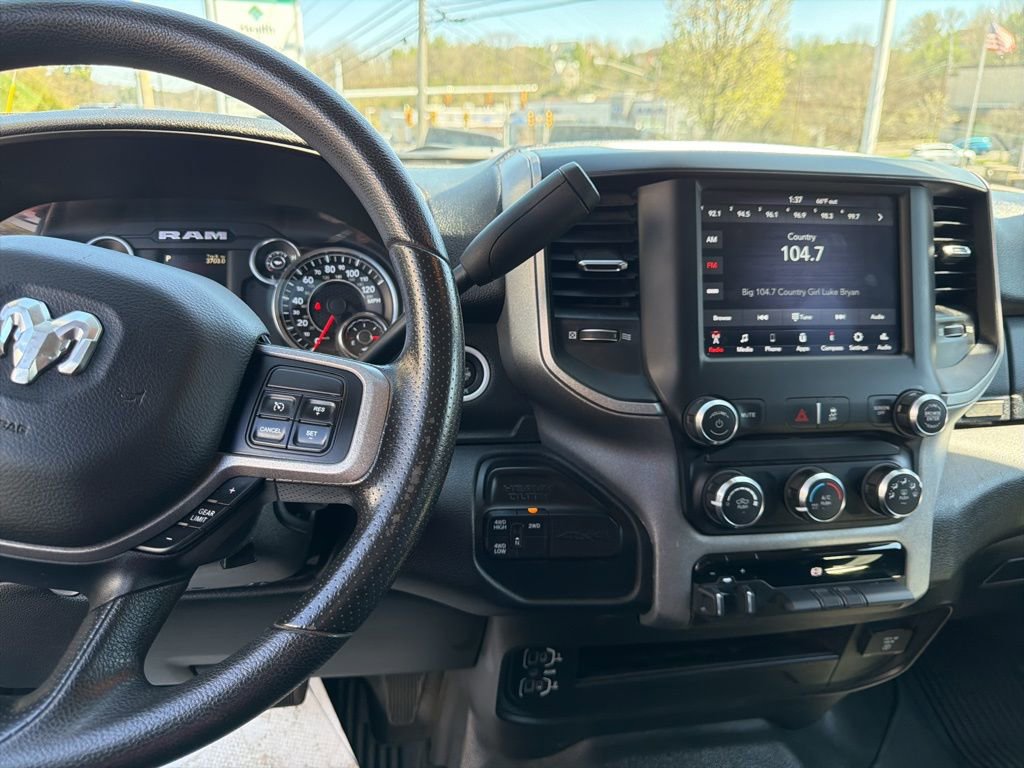 Used 2020 RAM 3500 Tradesman image 16