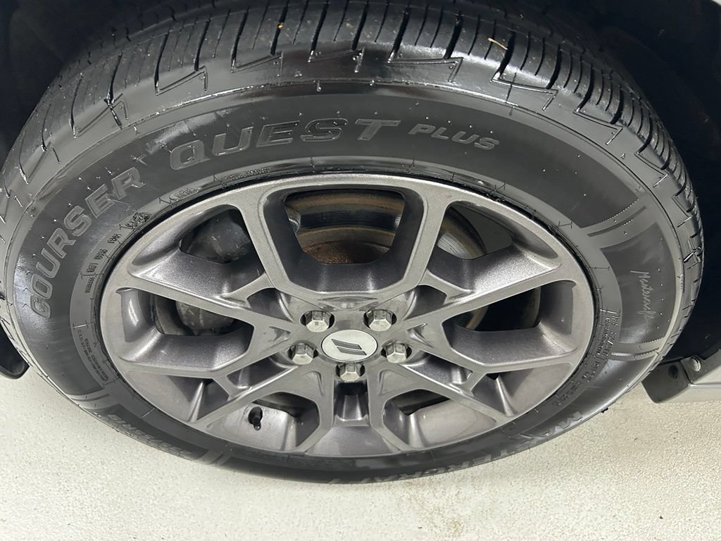 Used 2018 Dodge Charger GT AWD/4WD image 9