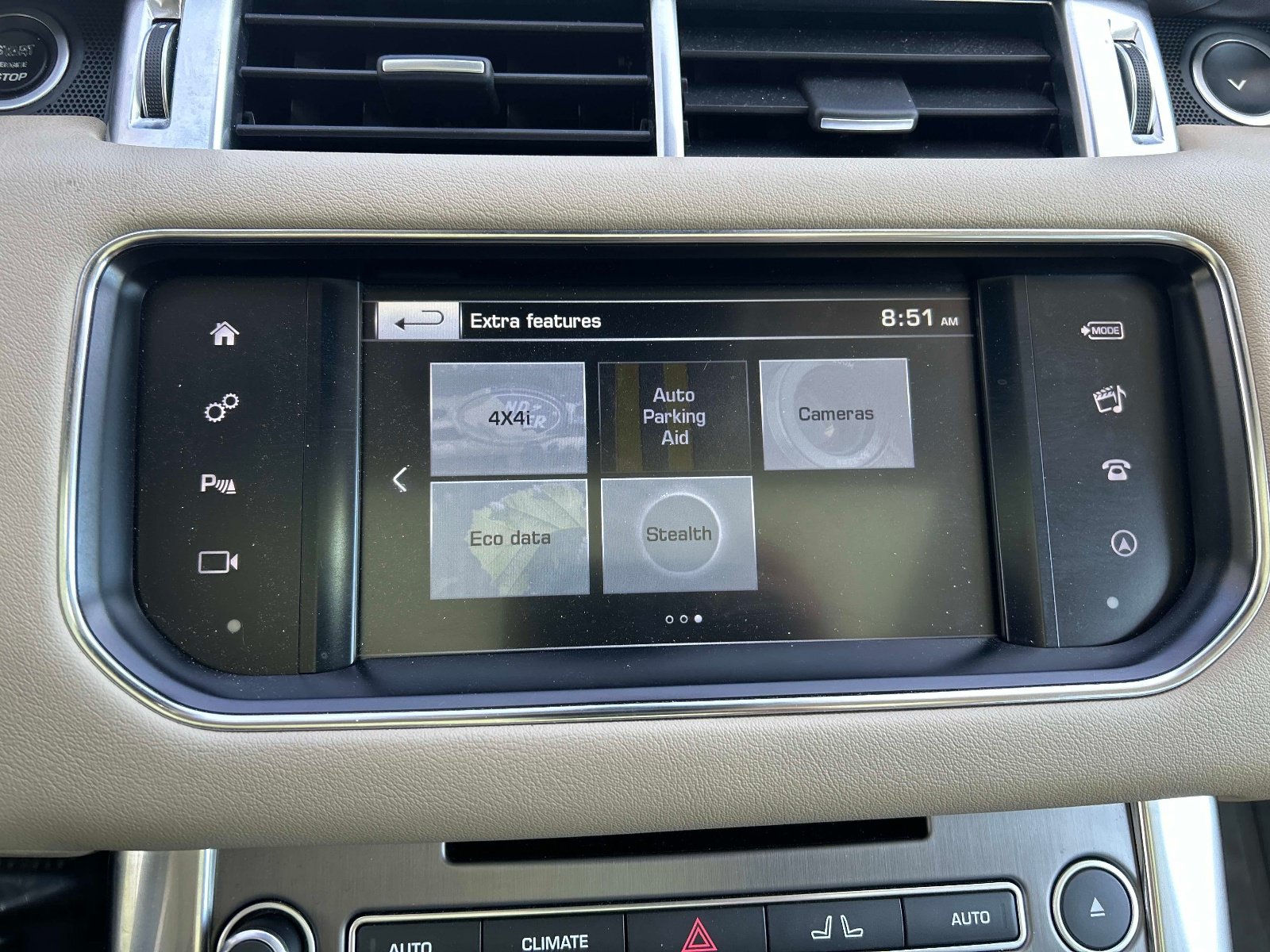 Used 2016 Land Rover Range Rover Sport SE AWD/4WD image 30