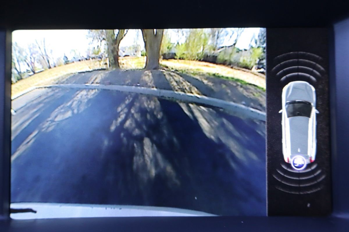 Used 2015 Volvo V60 T5 Platinum image 36