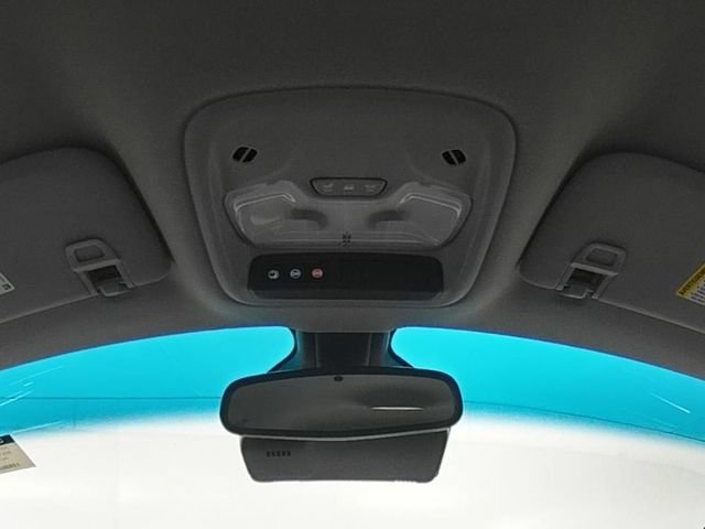 Used 2023 Chevrolet Bolt LT FWD image 31