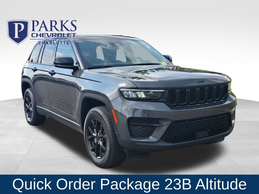 Used 2024 Jeep Grand Cherokee Altitude AWD/4WD video 1
