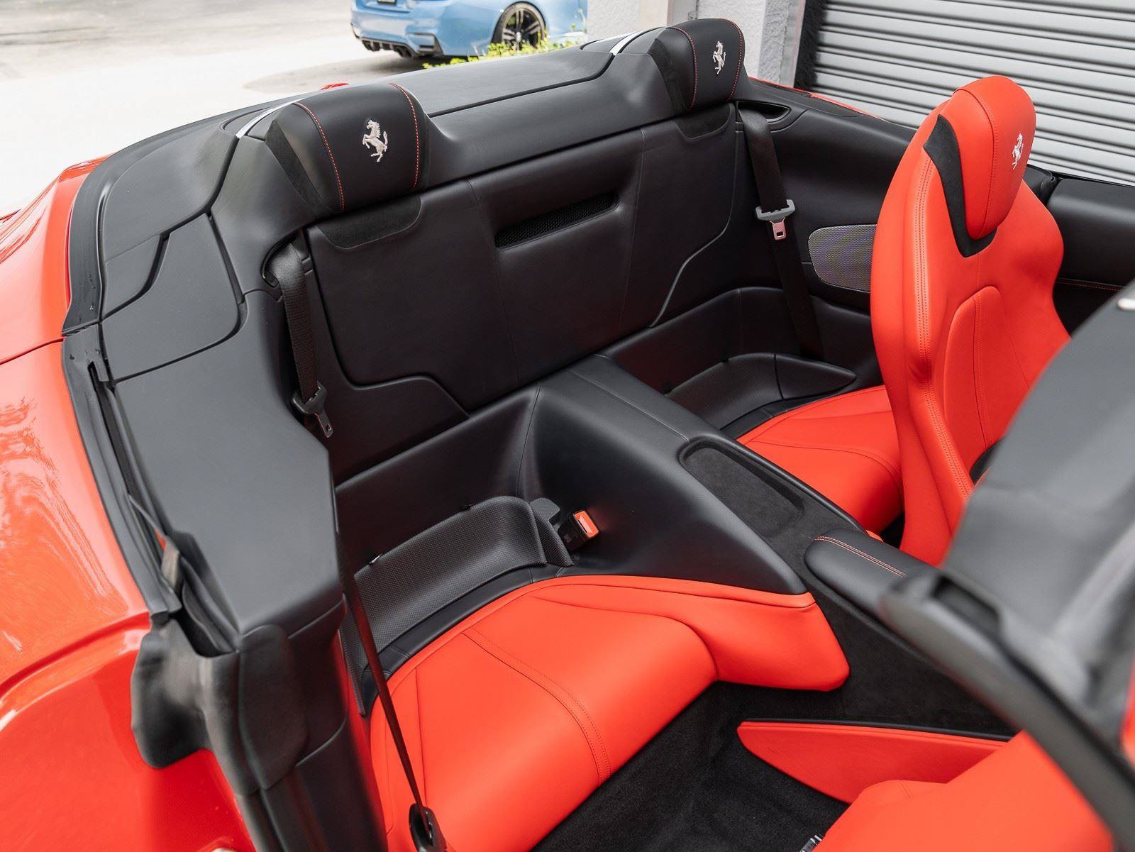 Used 2024 Ferrari Roma Spider RWD image 26