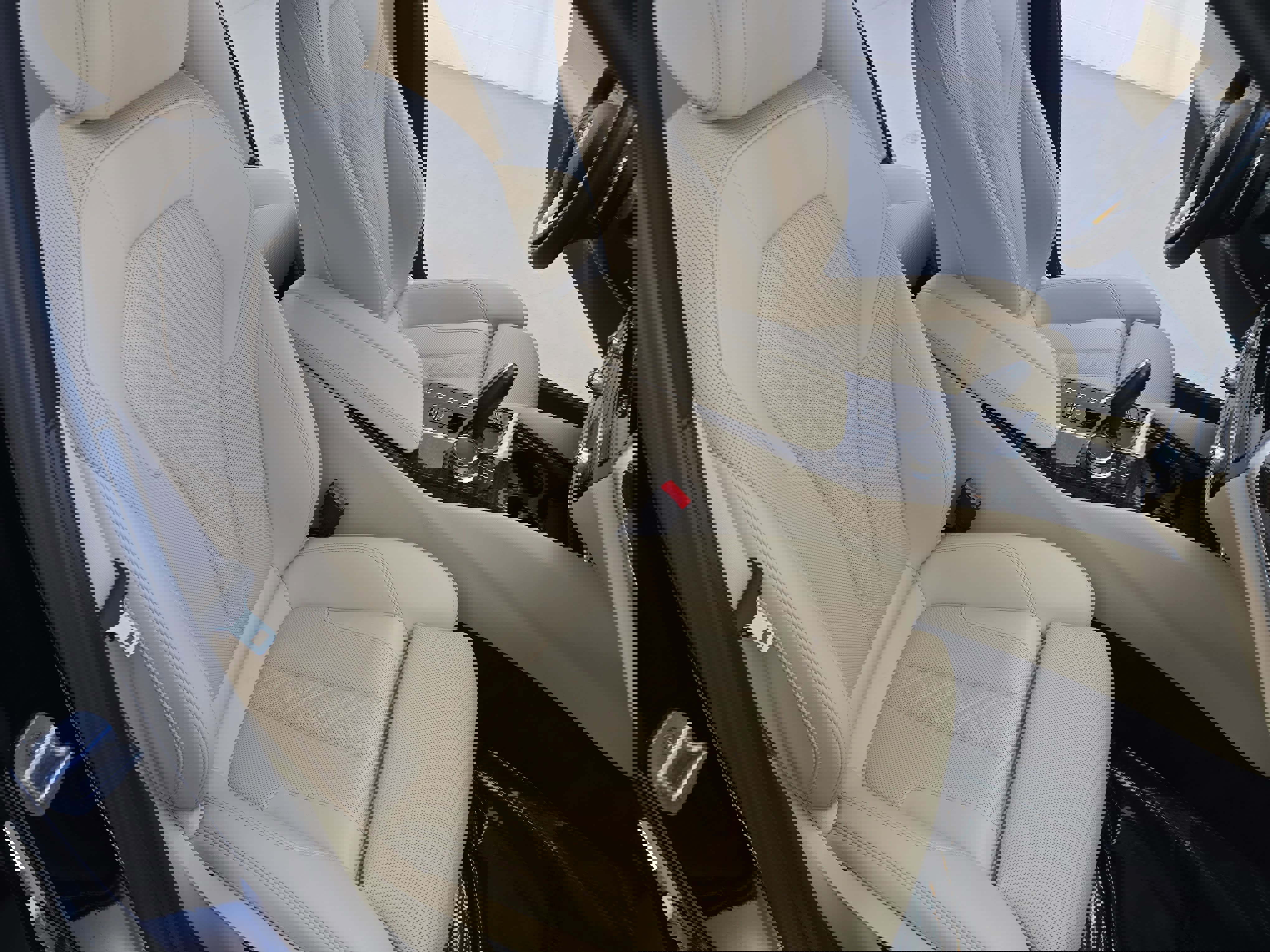 Used 2023 BMW 530i w/ Convenience Package image 10