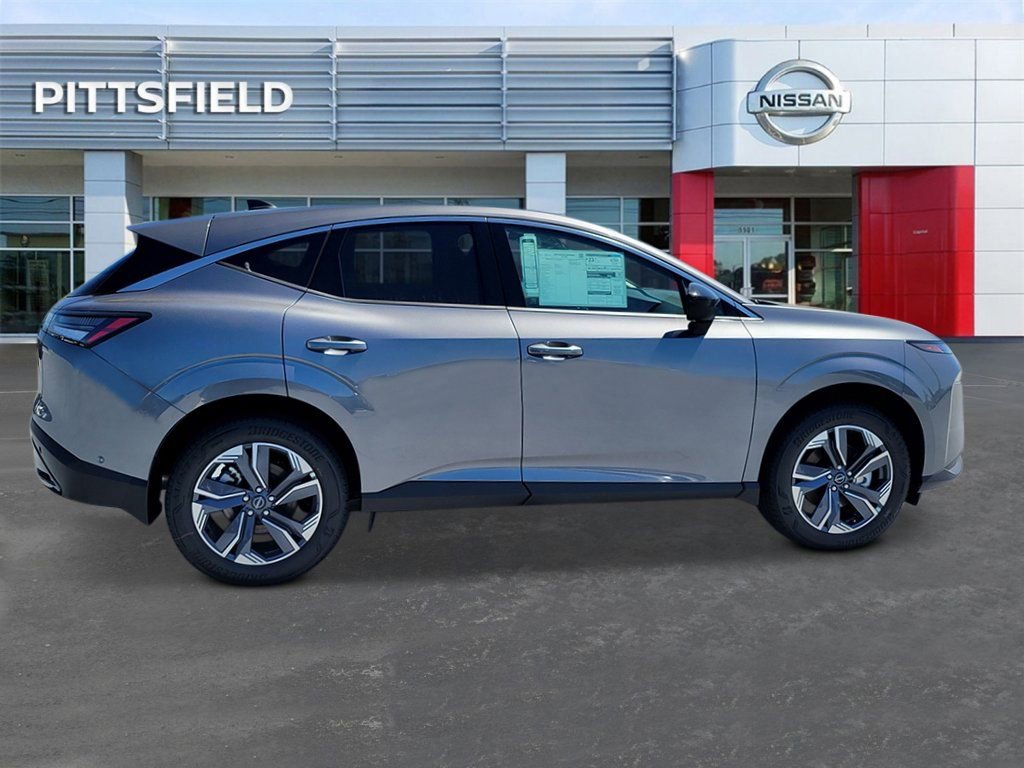 New 2025 Nissan Murano SV image 3