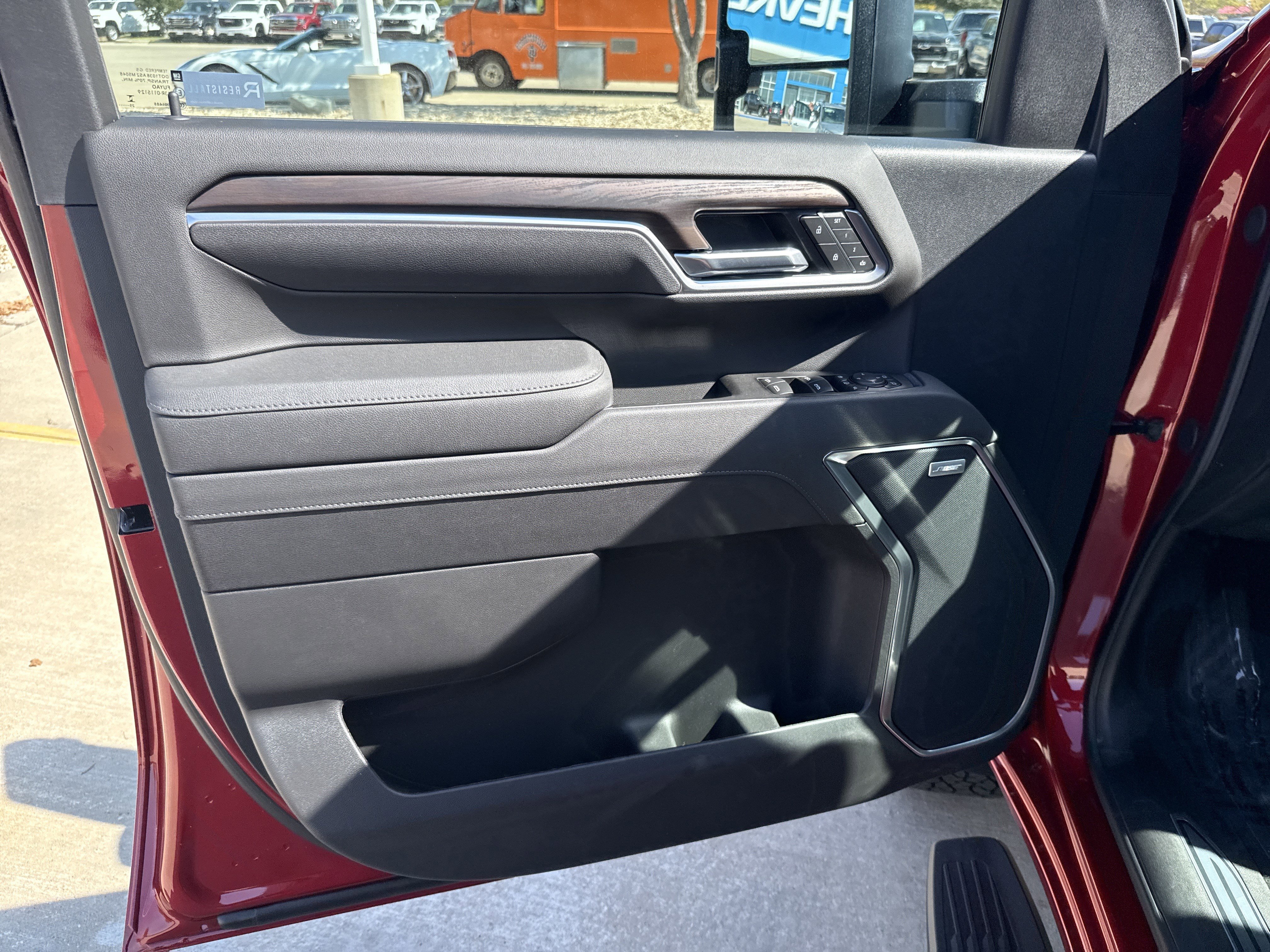 New 2026 GMC Sierra 2500 SLT w/ SLT Premium Package image 13