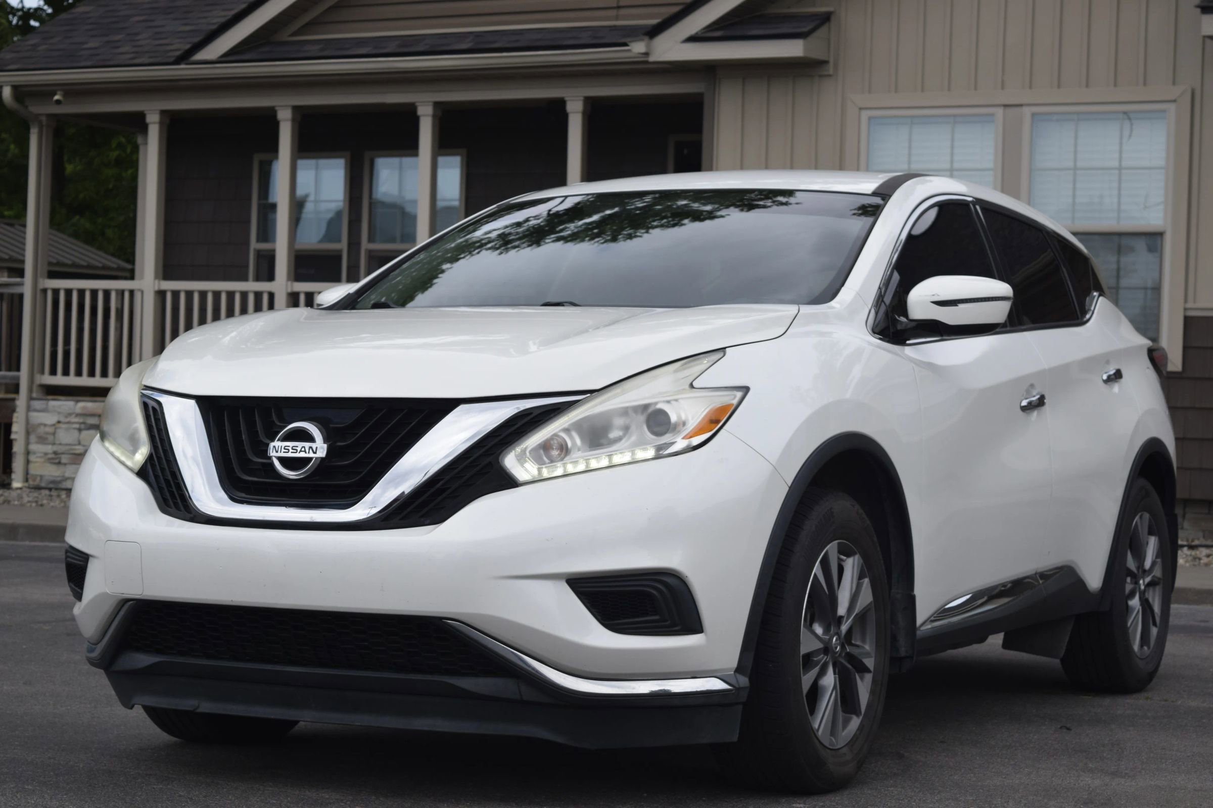 Used 2016 Nissan Murano S w/ Navigation Package FWD image 1