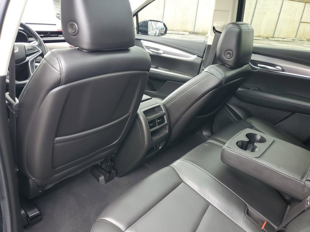 Certified 2019 Cadillac XT5 Luxury AWD/4WD image 12