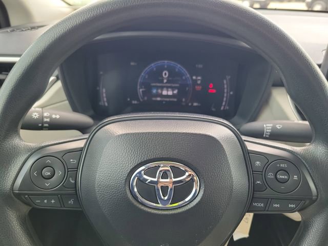 Used 2026 Toyota Corolla Cross L image 17