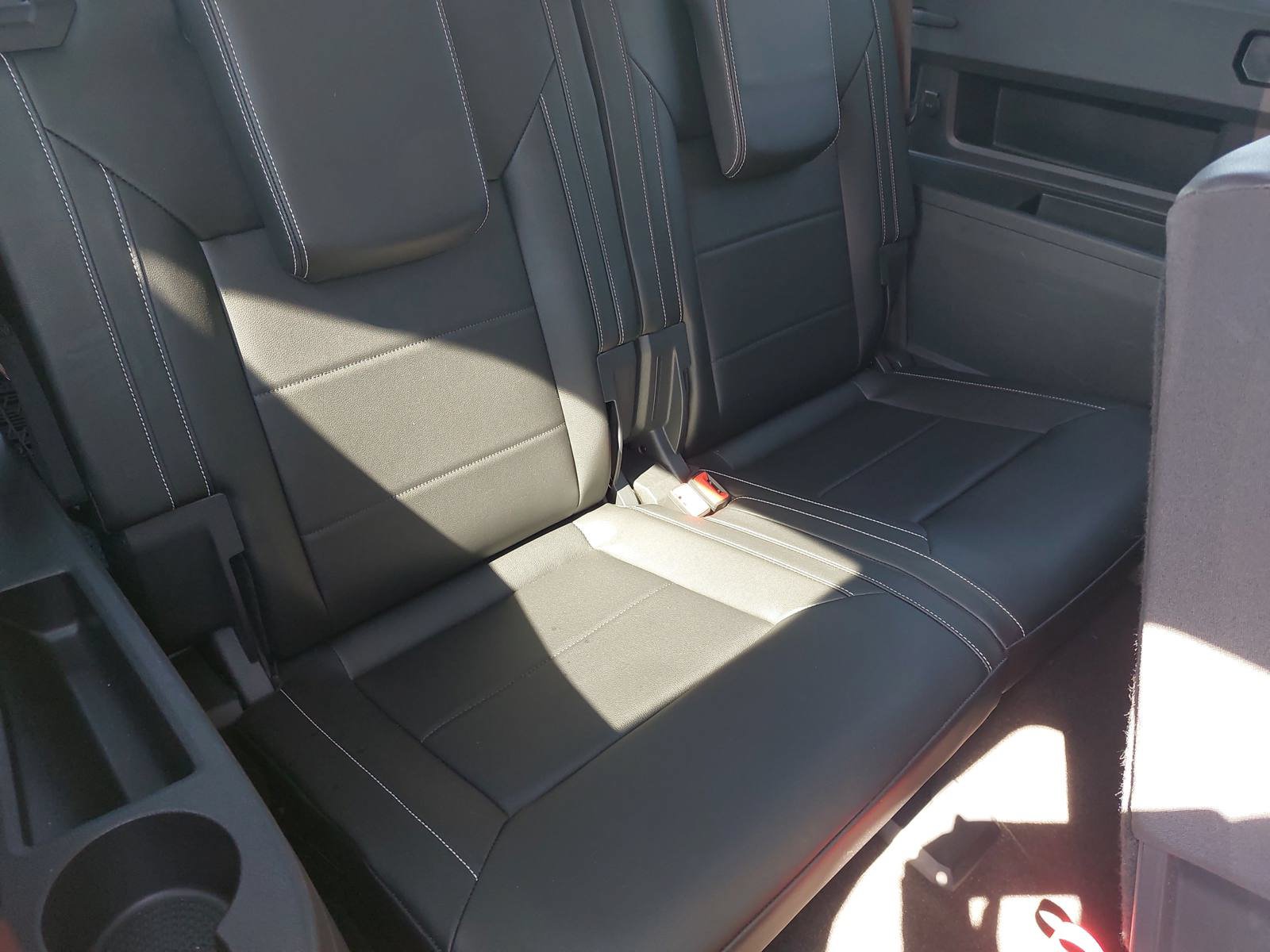 Used 2021 Volkswagen Atlas SE w/ Panoramic Sunroof Package AWD/4WD image 12