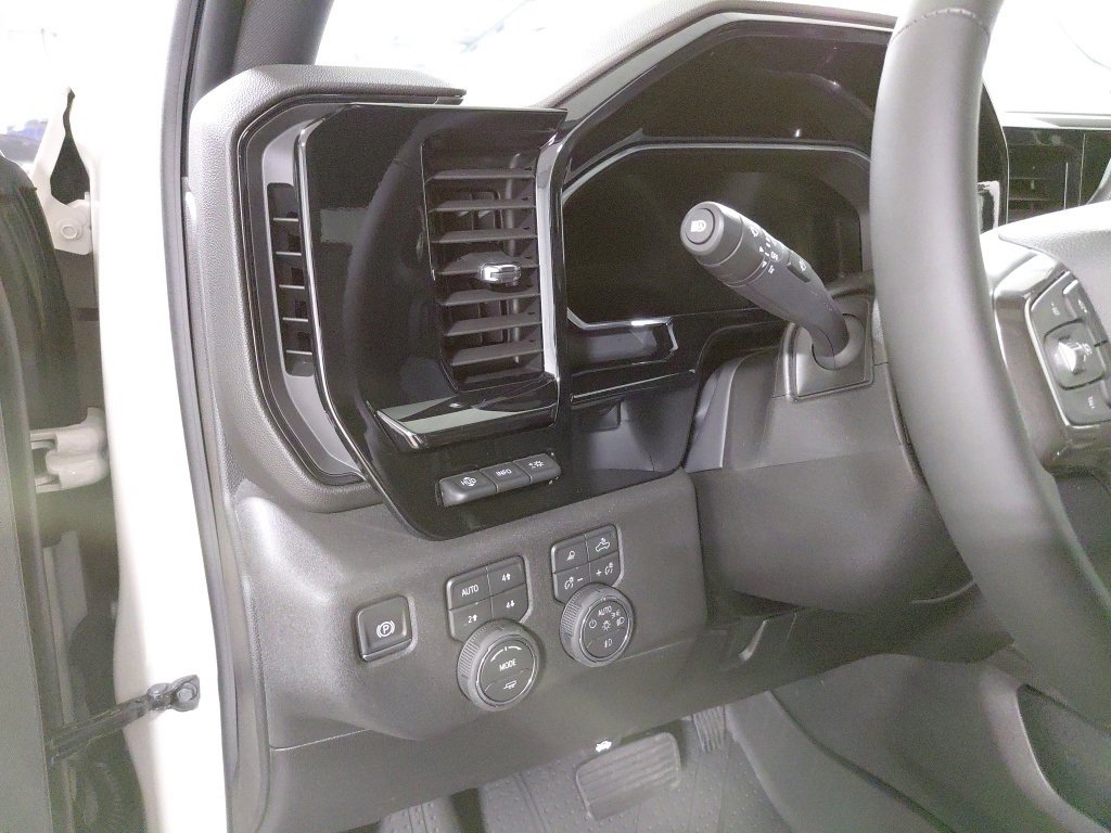 New 2026 Chevrolet Silverado 2500 ZR2 w/ LPO, Dark Essentials Package image 32