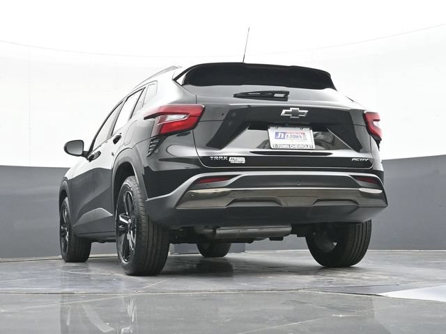 Used 2026 Chevrolet Trax ACTIV w/ Driver Confidence Package FWD image 45