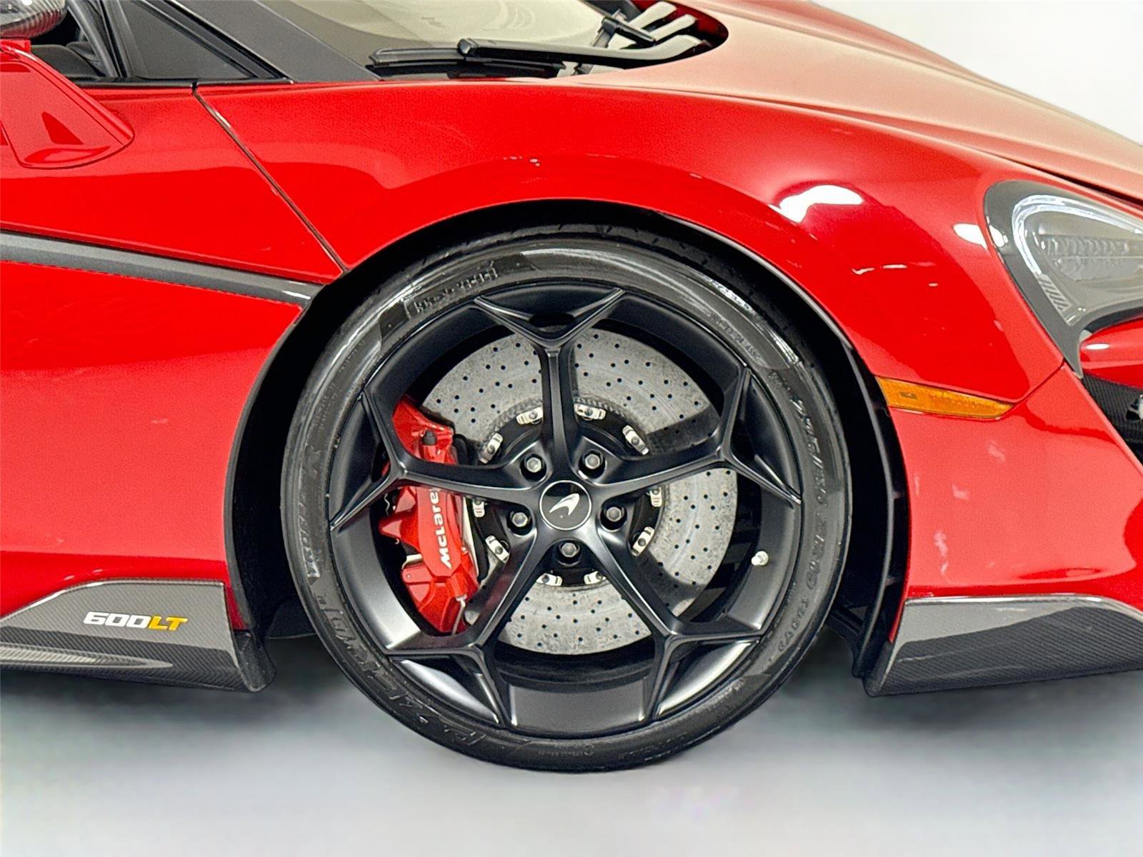 Used 2019 McLaren 600LT RWD image 38