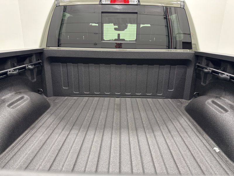 New 2026 RAM 1500 Laramie AWD/4WD image 10