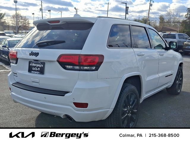 Used 2020 Jeep Grand Cherokee Altitude image 5