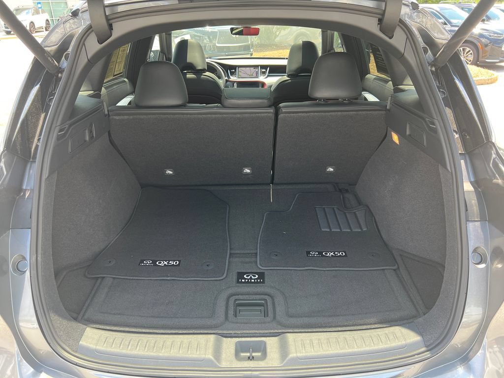 Certified 2025 INFINITI QX50 Sport w/ Cargo Package AWD/4WD image 18