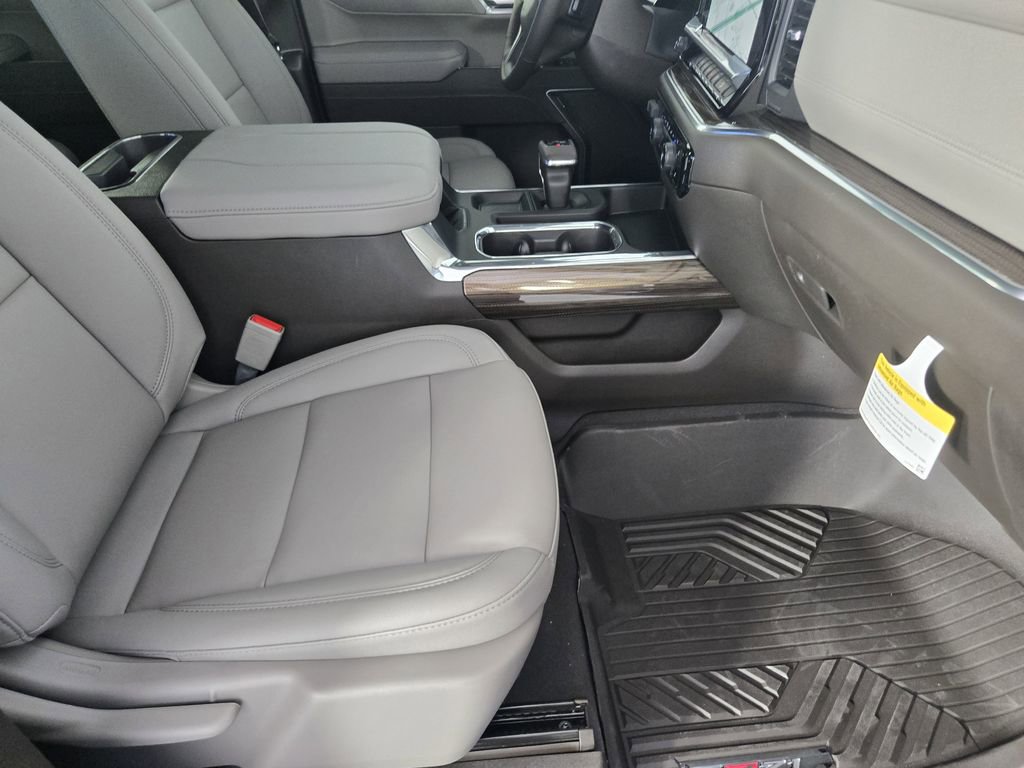 New 2026 Chevrolet Silverado 1500 LT image 17