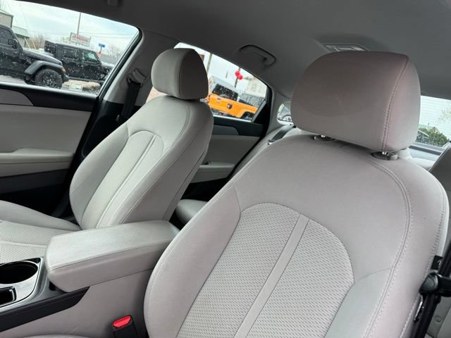 Used 2018 Hyundai Sonata SE FWD image 22