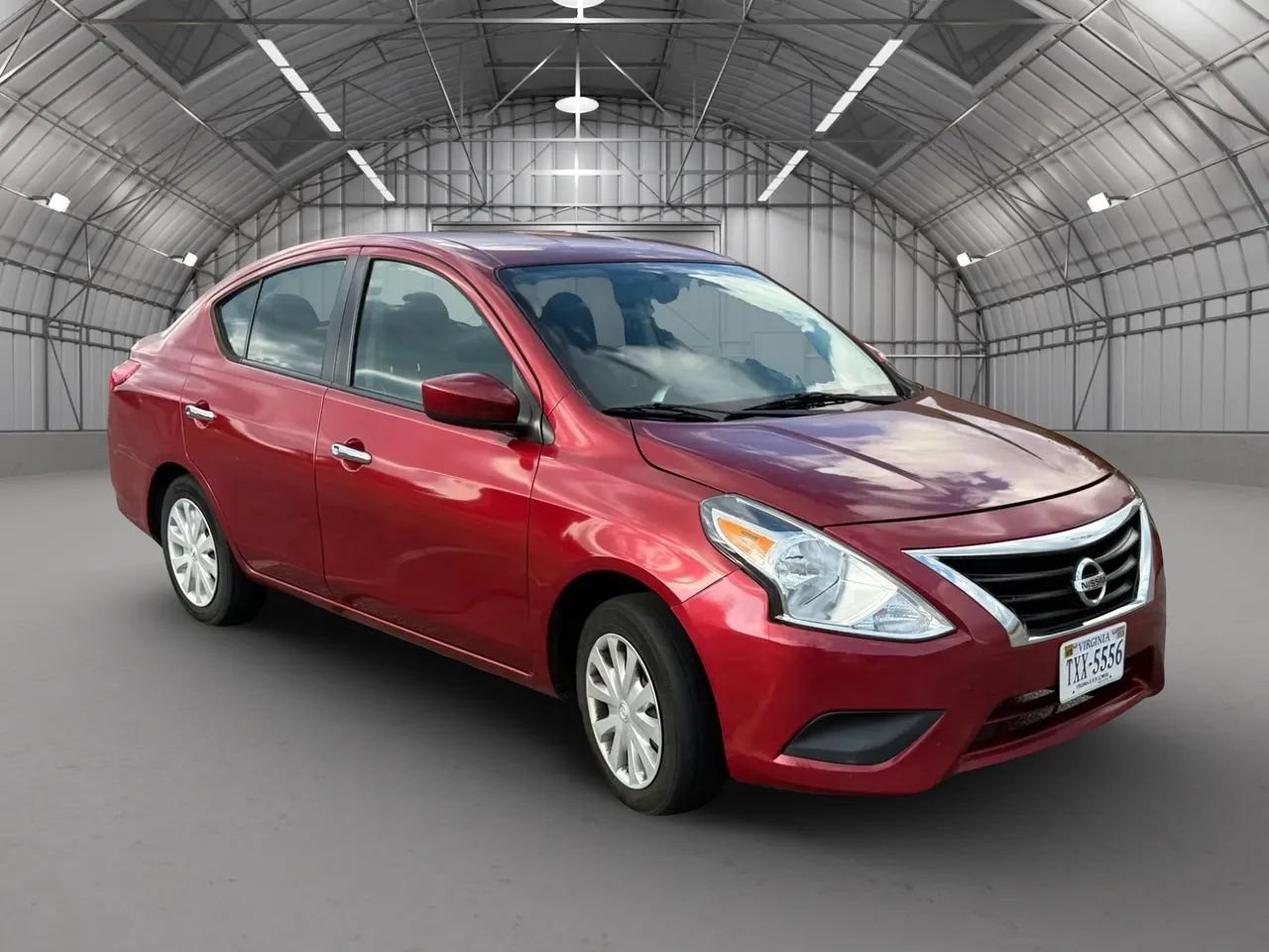 Used 2019 Nissan Versa SV FWD image 4