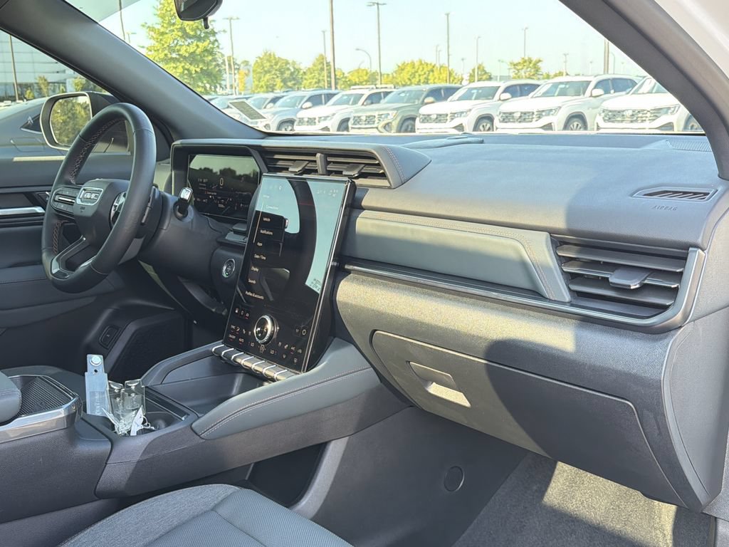 Used 2026 GMC Terrain AT4 w/ Convenience Package III AWD/4WD image 19