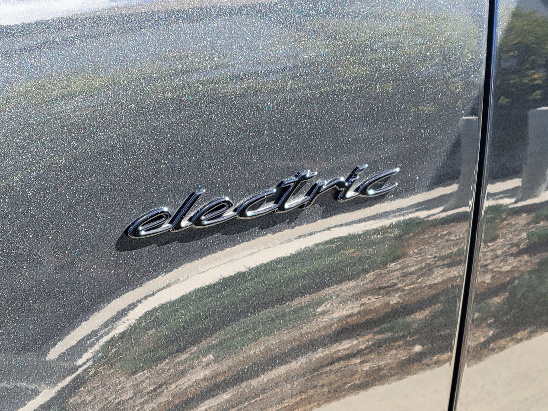 Used 2025 Porsche Macan Electric image 34