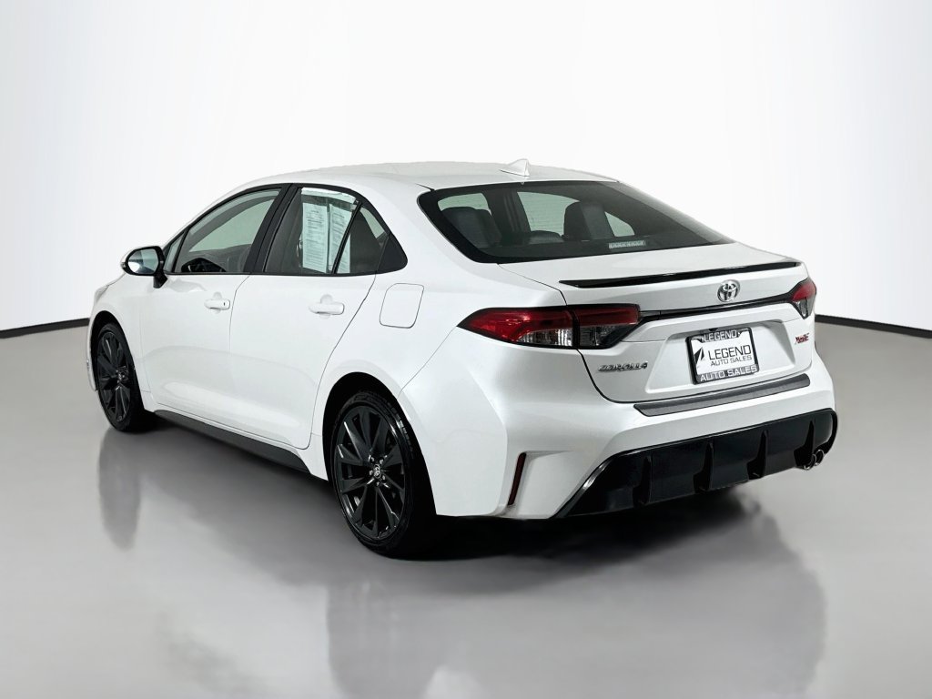 Used 2024 Toyota Corolla XSE FWD image 8