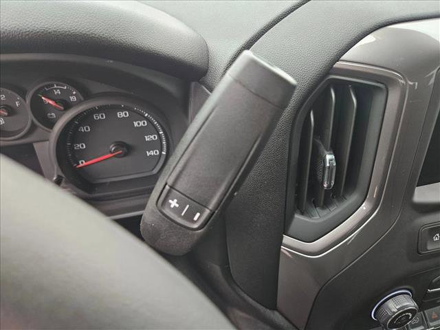 Used 2025 Chevrolet Silverado 1500 Custom image 17