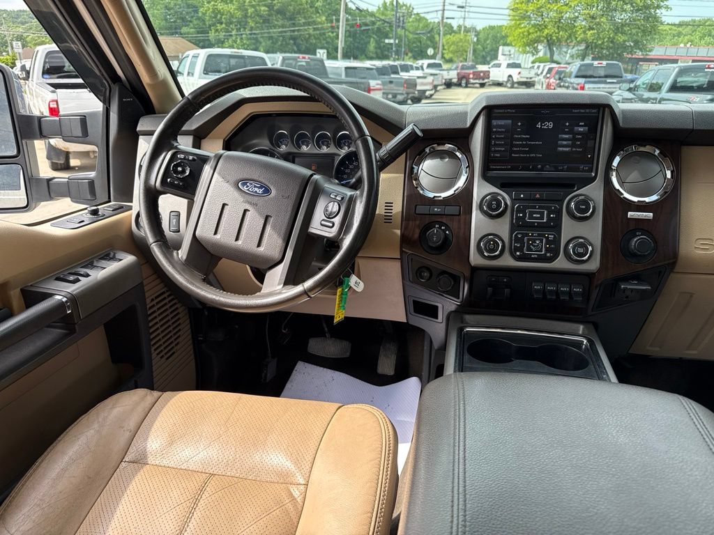 Used 2016 Ford F250 Lariat w/ Lariat Ultimate Package AWD/4WD image 8