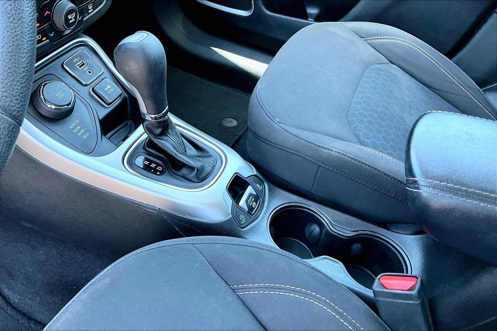 Used 2019 Jeep Compass Sport AWD/4WD image 15