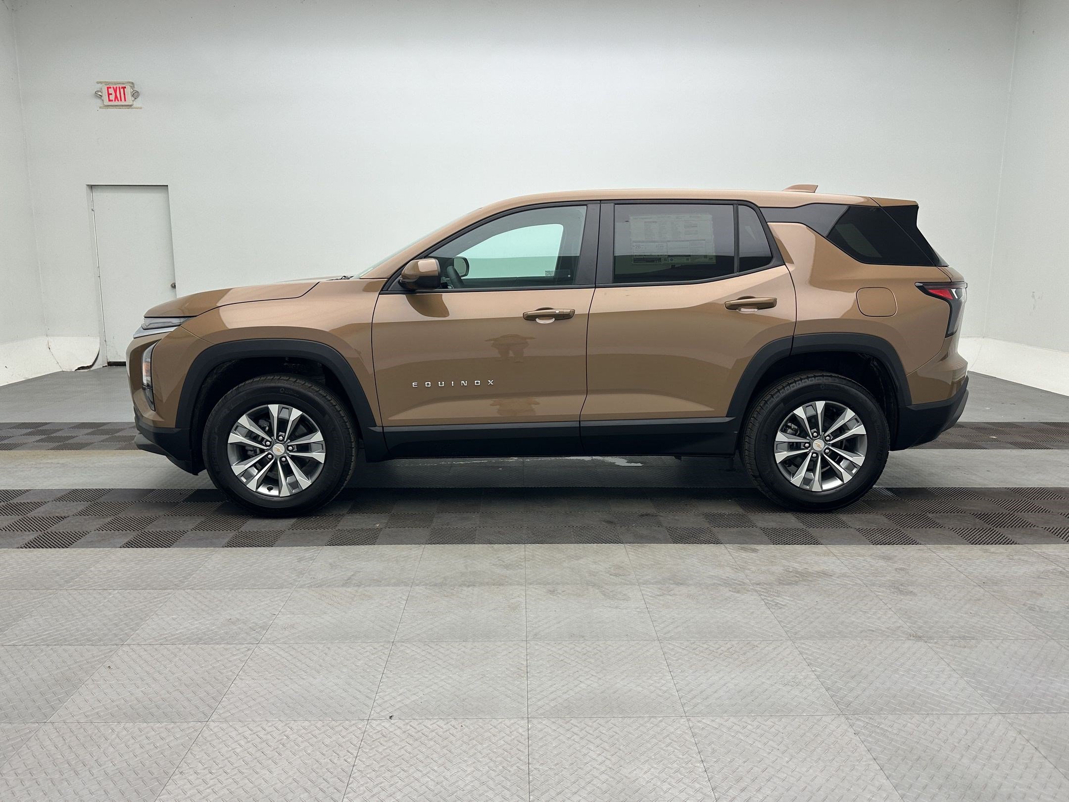 New 2027 Chevrolet Equinox LT AWD/4WD image 2