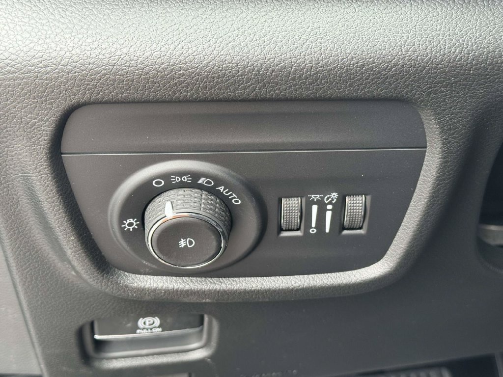 New 2026 Jeep Grand Cherokee Limited AWD/4WD image 28