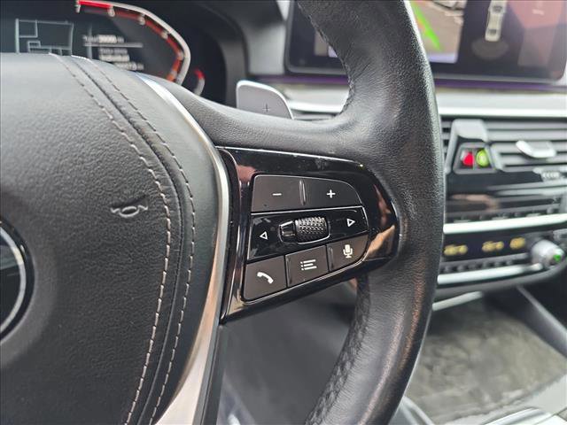 Used 2022 BMW 530i xDrive w/ Convenience Package image 19