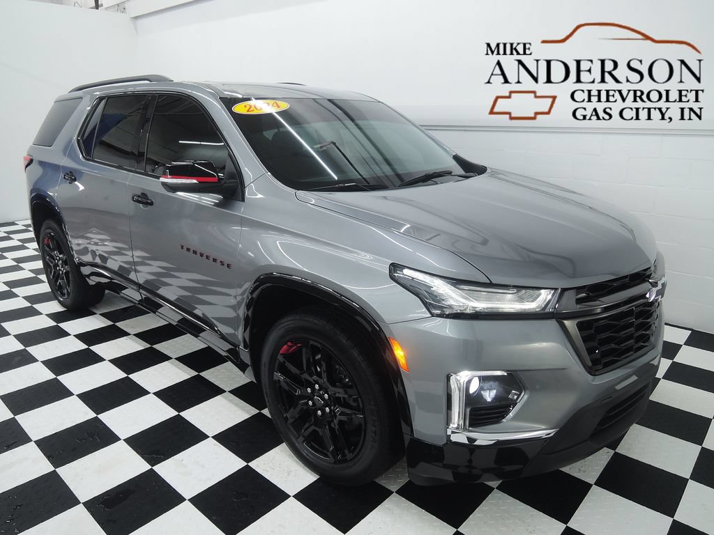Used 2024 Chevrolet Traverse Premier w/ Redline Edition FWD image 1