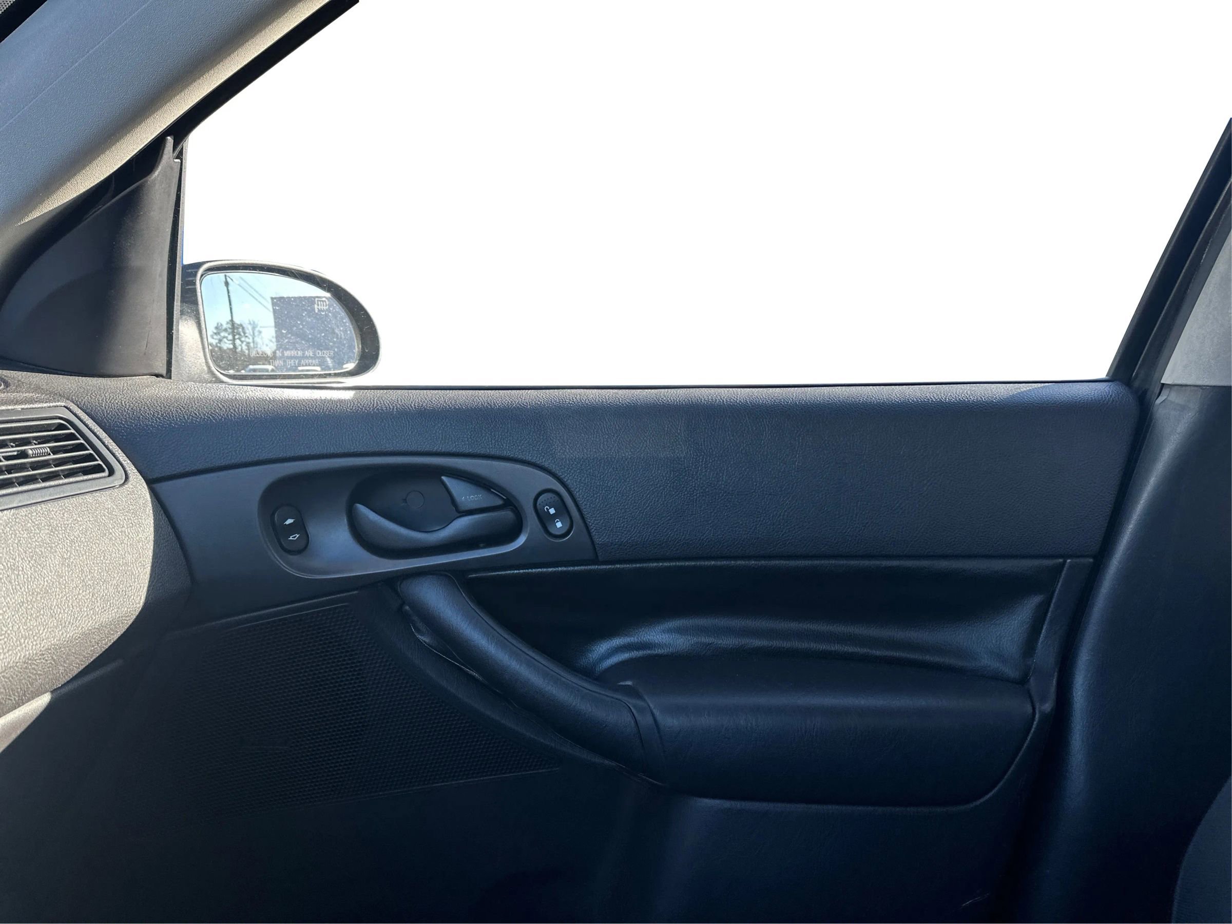 Used 2007 Ford Focus SE image 16