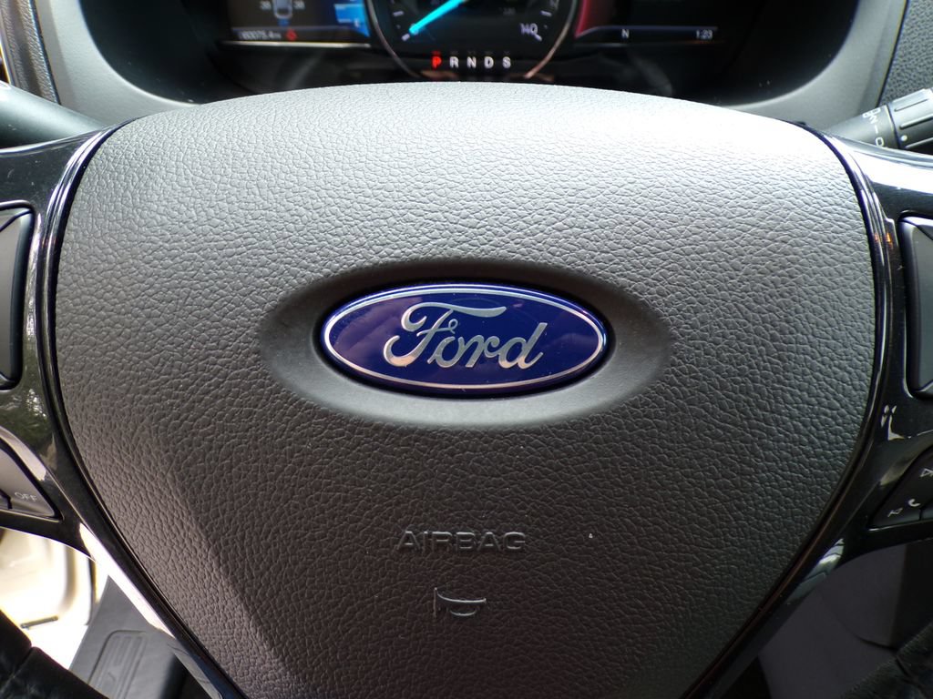 Used 2018 Ford Explorer XLT w/ Equipment Group 202A FWD image 35