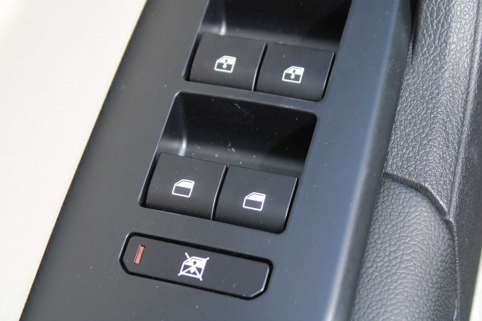 New 2026 Kia Sportage AWD Hybrid image 20