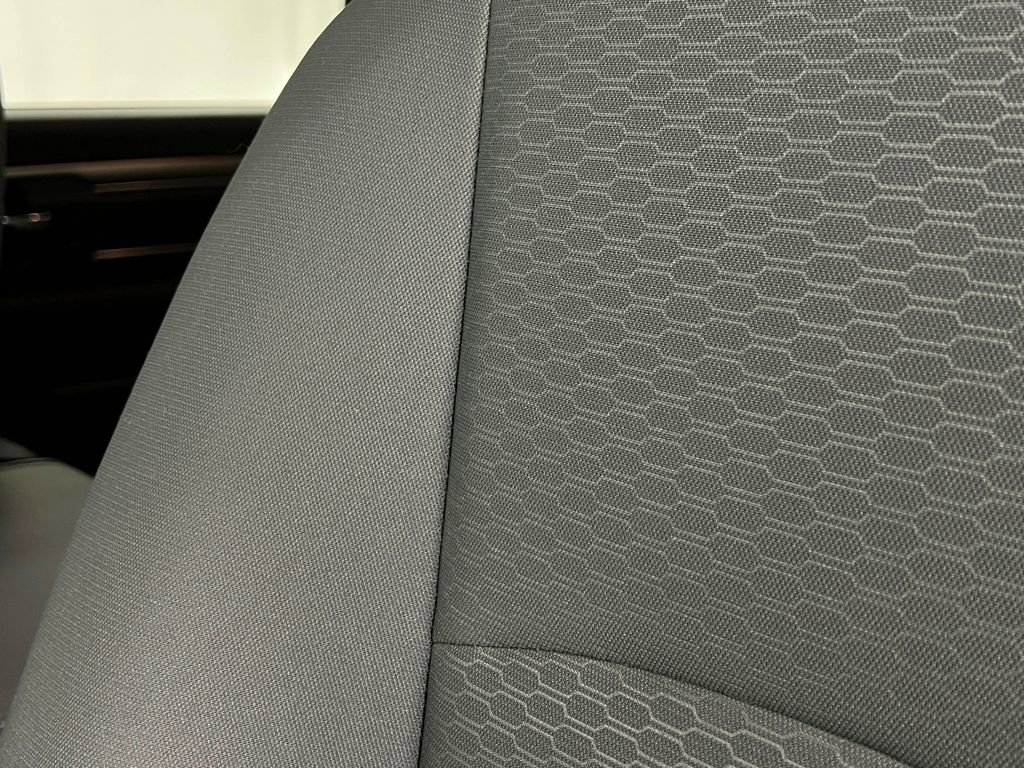 Used 2016 RAM 2500 SLT image 15