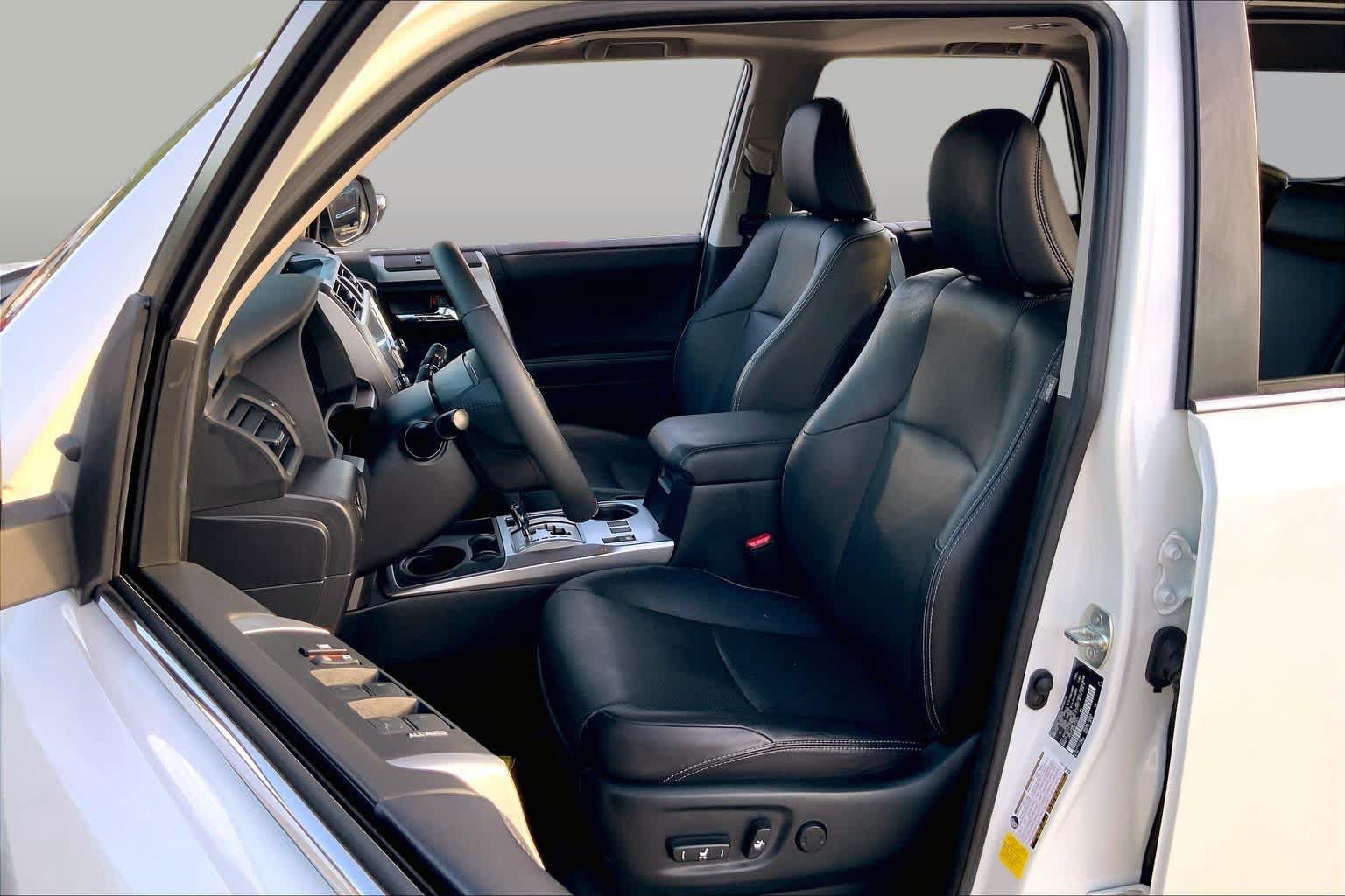 Used 2022 Toyota 4Runner Limited RWD image 8
