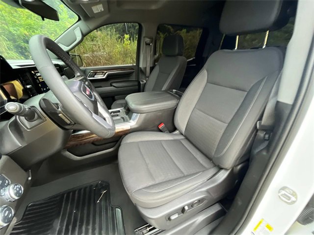 Used 2024 GMC Sierra 1500 Elevation image 11