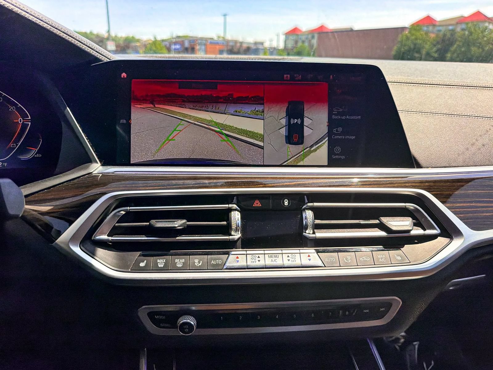 Used 2021 BMW X7 xDrive40i w/ Premium Package AWD/4WD image 48