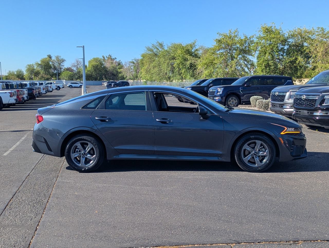Used 2023 Kia K5 LXS FWD image 7